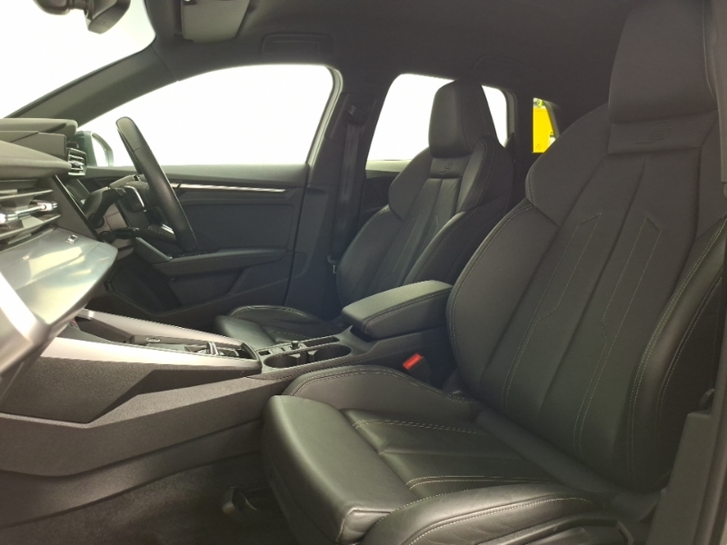 Audi A3 35 Tfsi Black Edition S Tronic GN73OLE White #5