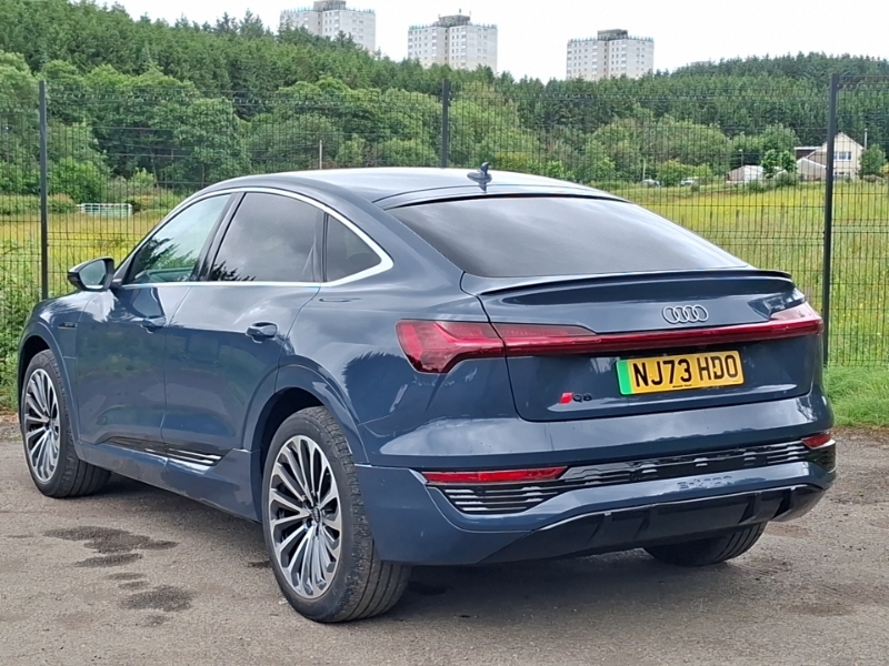 Audi Q8 e tron 300Kw 55 Quattro 114Kwh S Line Blue #2
