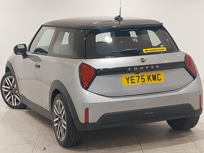 Mini Hatch 1.5 C Classic YE75KWC Silver #2