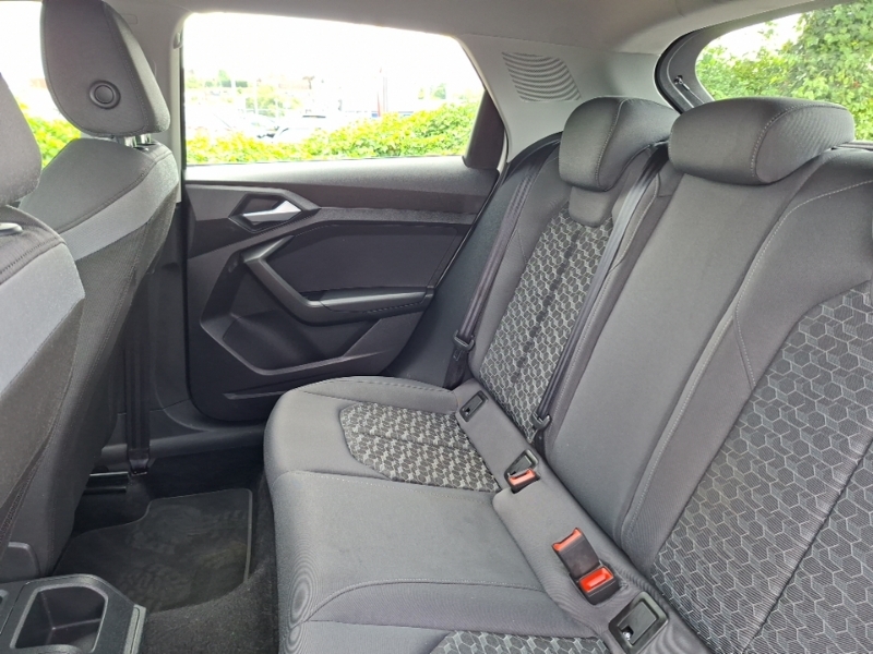 Audi A1 25 Tfsi Sport FMZ3867 Silver #6