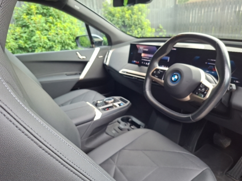 BMW iX 240Kw Xdrive40 M Sport 76.6Kwh Black #6