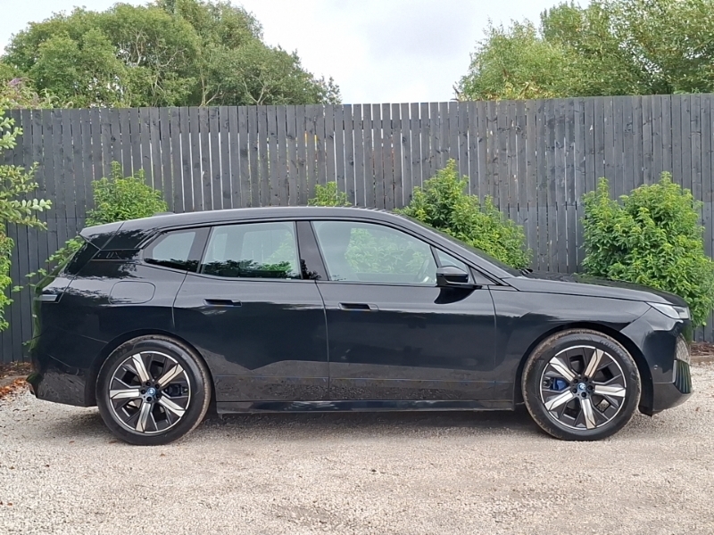 BMW iX 240Kw Xdrive40 M Sport 76.6Kwh Black #3