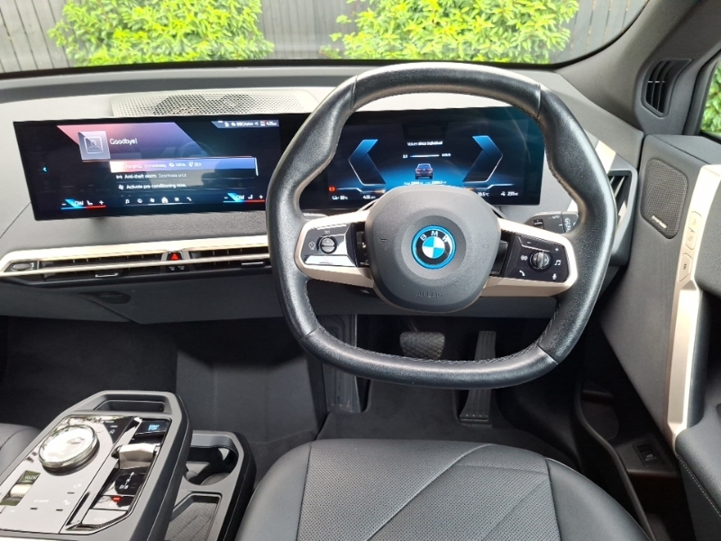 BMW iX 240Kw Xdrive40 M Sport 76.6Kwh Black #5