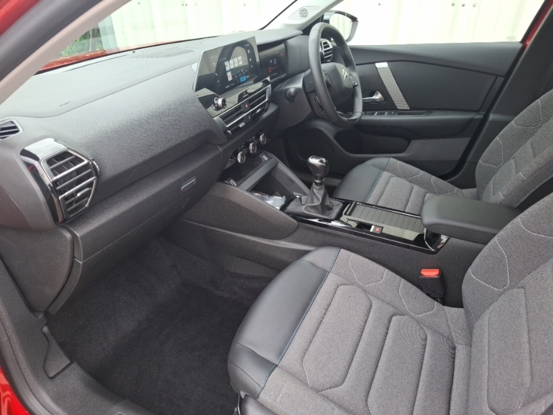 Citroen C4 1.2 Puretech Sense Red #5
