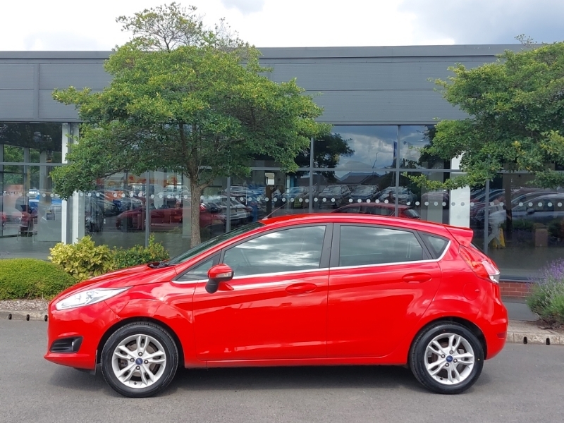 Ford Fiesta 1.25 82 Zetec Red #4
