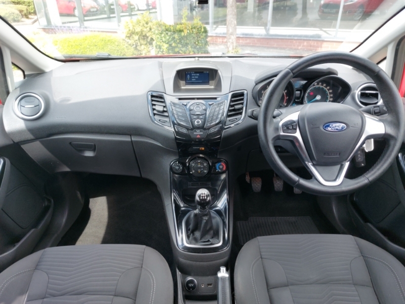 Ford Fiesta 1.25 82 Zetec Red #3