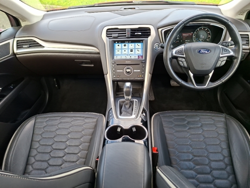 Ford Mondeo 2.0 Tdci 180 Powershift Red #3