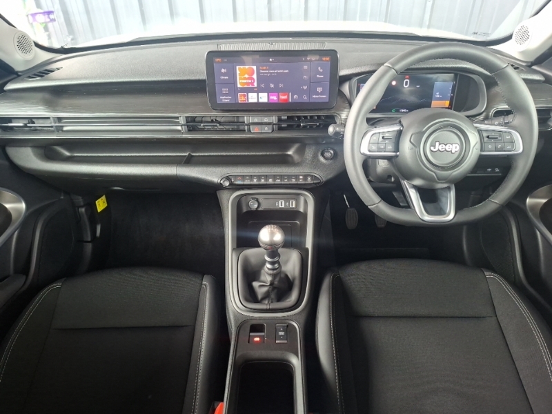Jeep Avenger 1.2 Altitude Beige #3