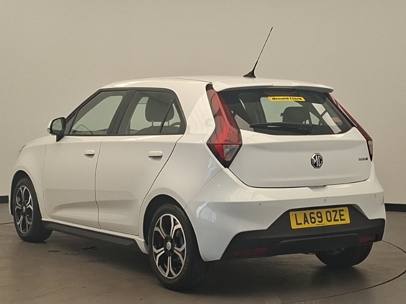 MG MG3 1.5 Vti-tech Exclusive Navigation LA69OZE White #2