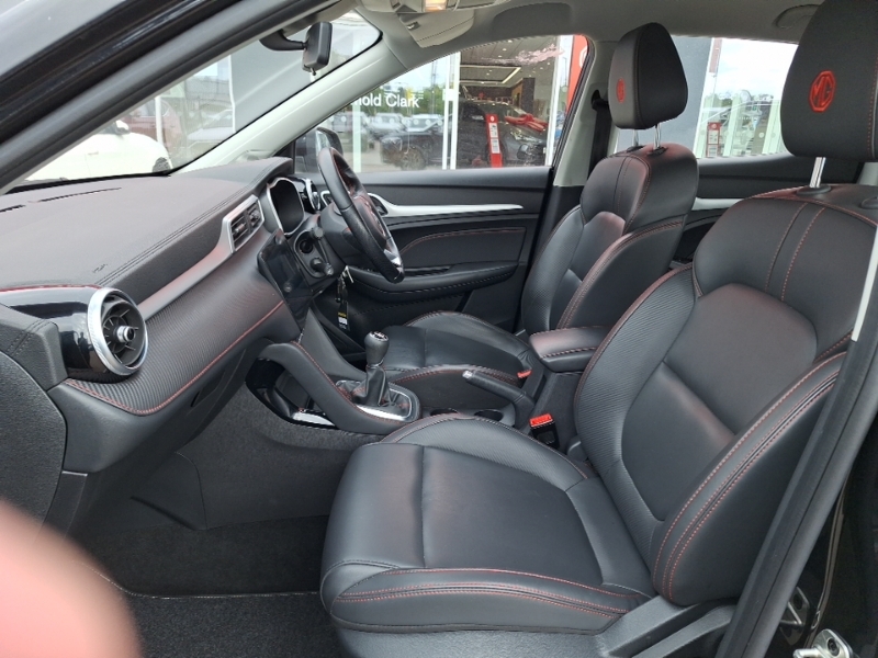 MG ZS 1.5 Vti-tech Exclusive SV22VCF Black #5