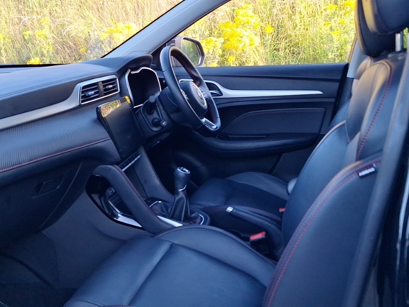 MG ZS 1.5 Vti-tech Exclusive SK24AFF Black #5