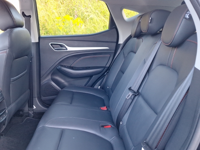 MG ZS 1.5 Vti-tech Exclusive SK24AFF Black #6