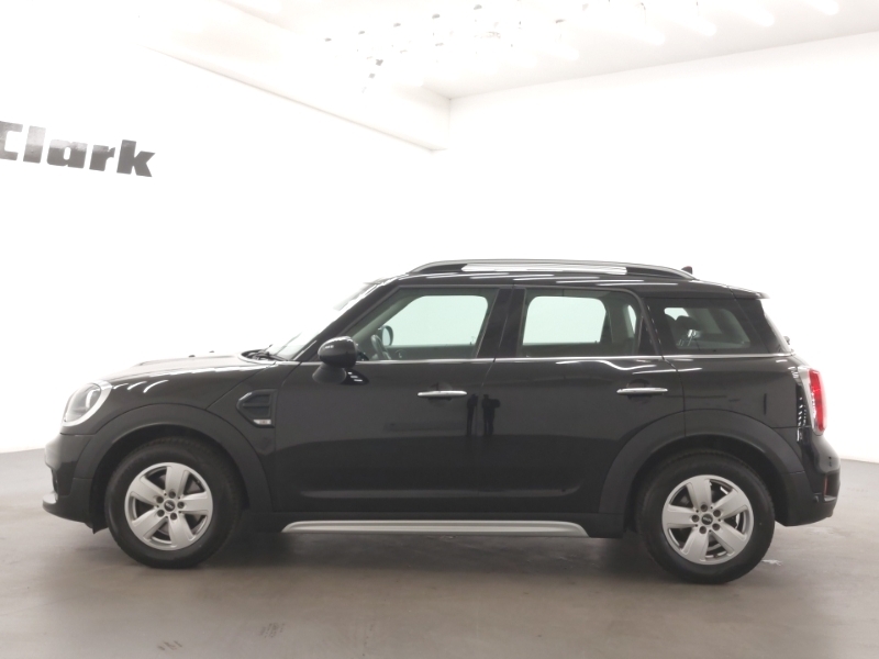 Mini Countryman 1.5 Cooper Classic OY19NNV Black #4