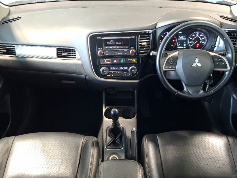 Mitsubishi Outlander 2.2 Di-d Gx3 White #3