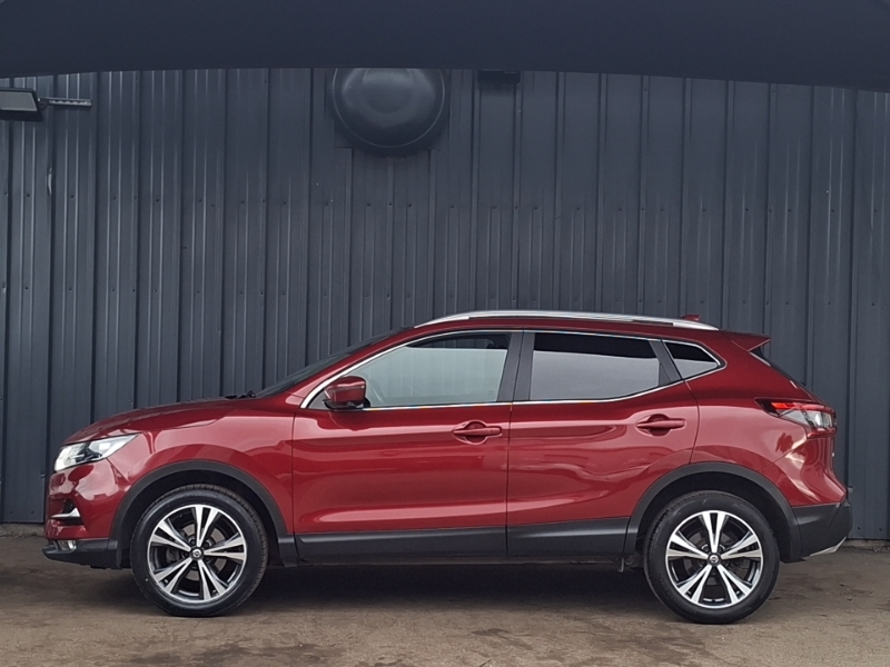 Nissan Qashqai 1.5 Dci N-connecta DS67FHG Red #4