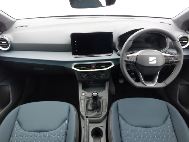 Seat Ibiza 1.0 Tsi 95 Se Technology SD26YHK Black #3