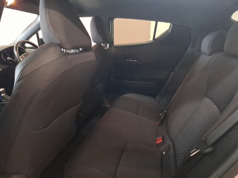 Toyota C-Hr 1.8 Hybrid Design Cvt MA72VVR Silver #6