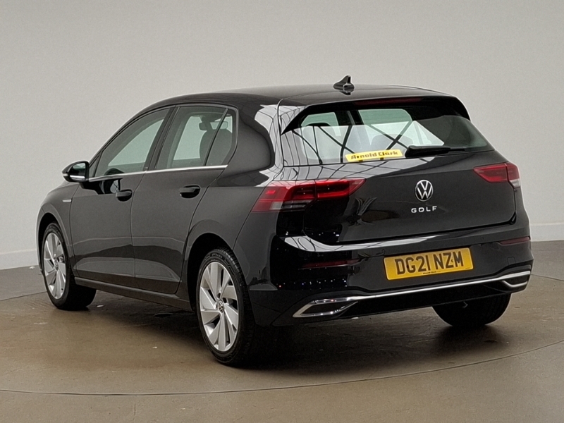 Volkswagen Golf 1.5 Tsi Style DG21NZM Black #2