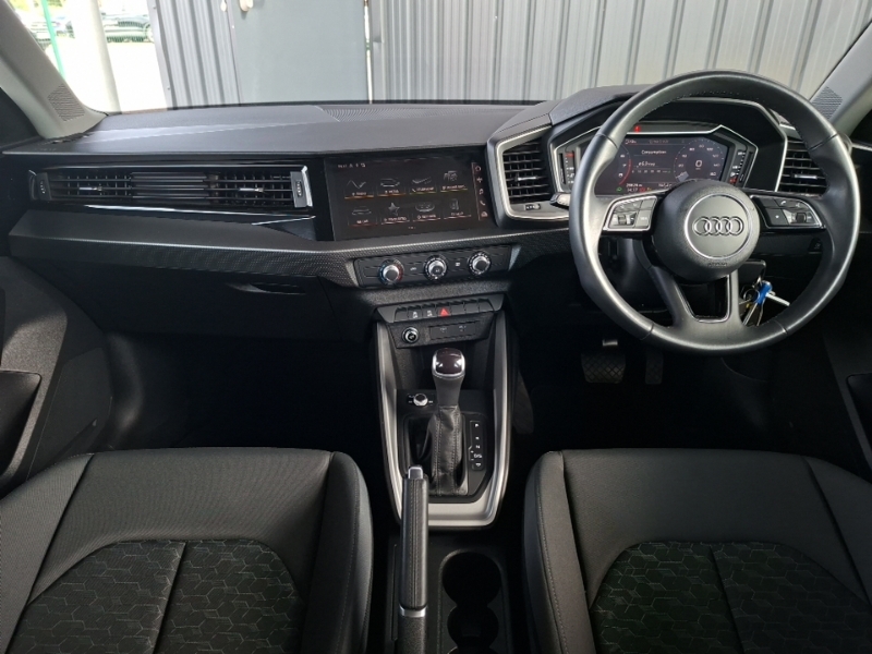 Audi A1 25 Tfsi Sport S Tronic GSZ7344 Yellow #3