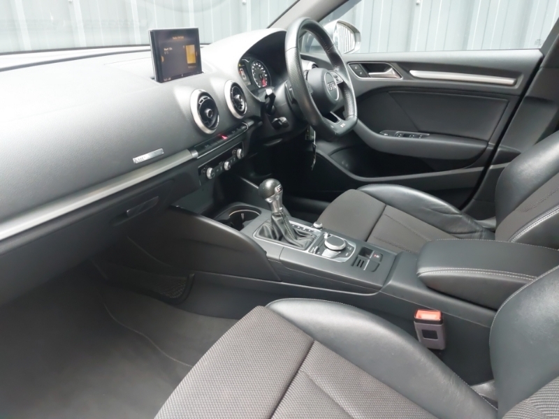 Audi A3 2.0 Tdi S Line S Tronic 7 Speed Grey #5