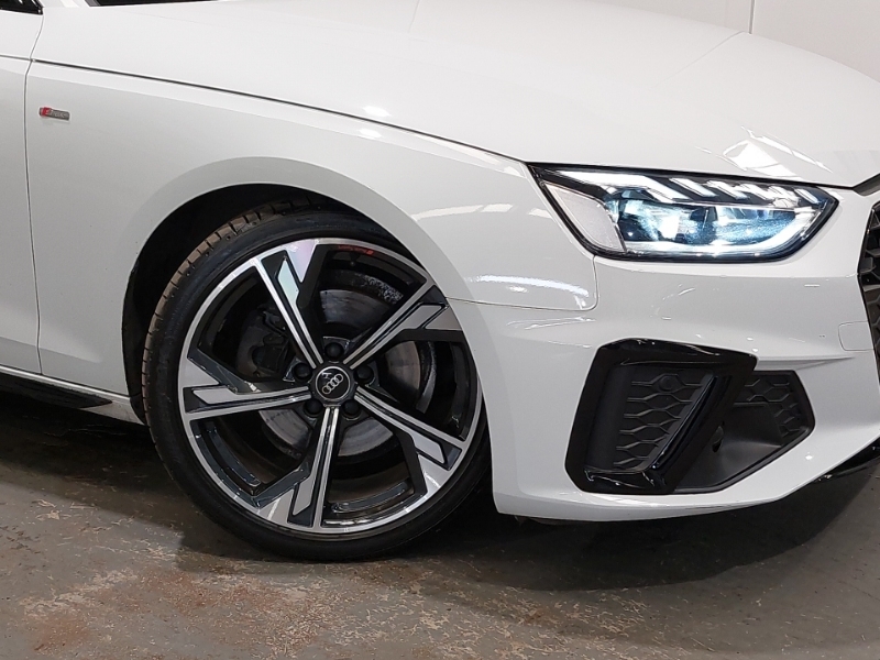 Audi A4 35 Tfsi Black Edition S Tronic Comfortsound Blue #19