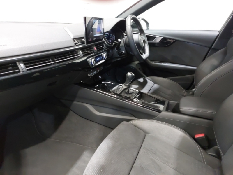 Audi A4 35 Tfsi Black Edition White #5