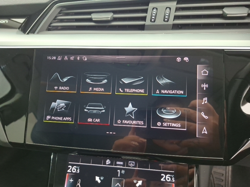 Audi E-tron 230Kw 50 Quattro 71Kwh Sport Privacy Glas Grey #10