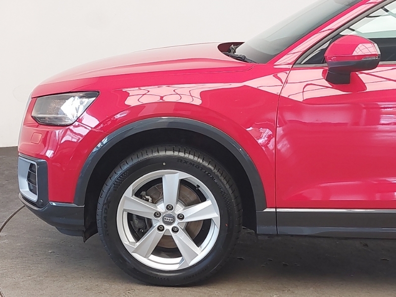 Audi Q2 1.0 Tfsi Sport Suv 116 Ps White #19
