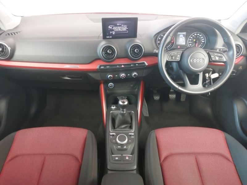 Audi Q2 1.0 Tfsi Sport Red #3