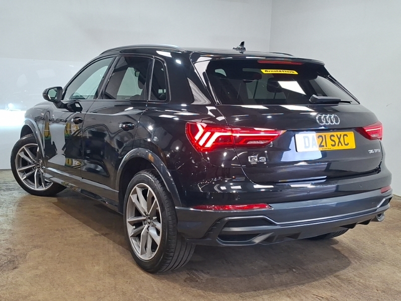 Audi Q3 35 Tfsi Black Edition S Tronic Black #2