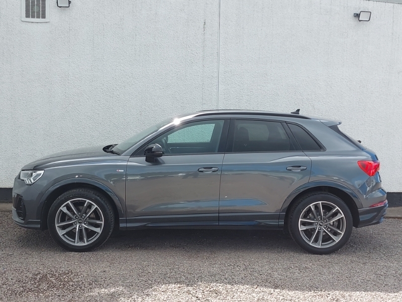 Audi Q3 35 Tfsi Black Edition S Tronic SD21WFR Grey #4