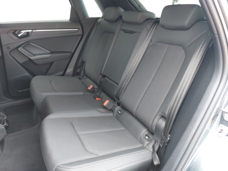 Audi Q3 35 Tfsi Black Edition S Tronic SD21WFR Grey #6