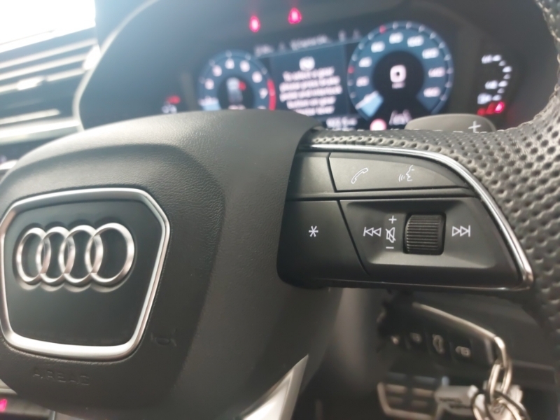Audi Q3 Audi Sportback My23.5 Black Edition 35 Tfsi 150 Ps Grey #12