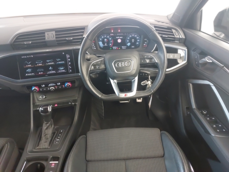 Audi Q3 Audi Sportback My23.5 Black Edition 35 Tfsi 150 Ps Grey #8