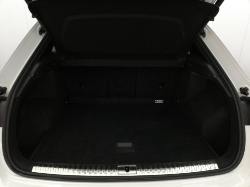 Audi Q3 35 Tdi Quattro Sport S Tronic Black #8