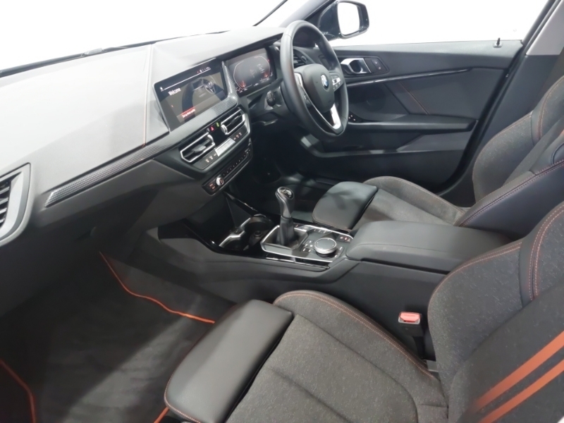 BMW 1 Series 118I 136 Sport Live Cockpit Professional Black #5