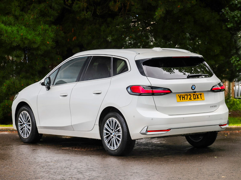 BMW 2 Series 223I Mht Luxury Dct White #2