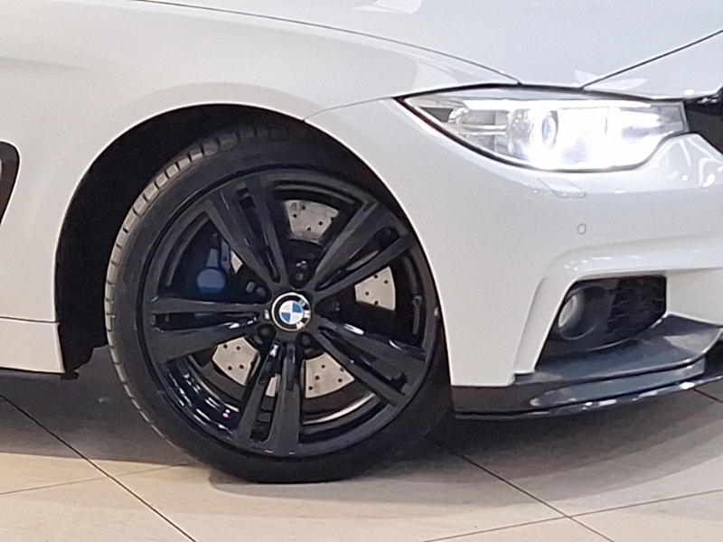 BMW 4 Series 435D Xdrive M Sport Professional Media Blue #20