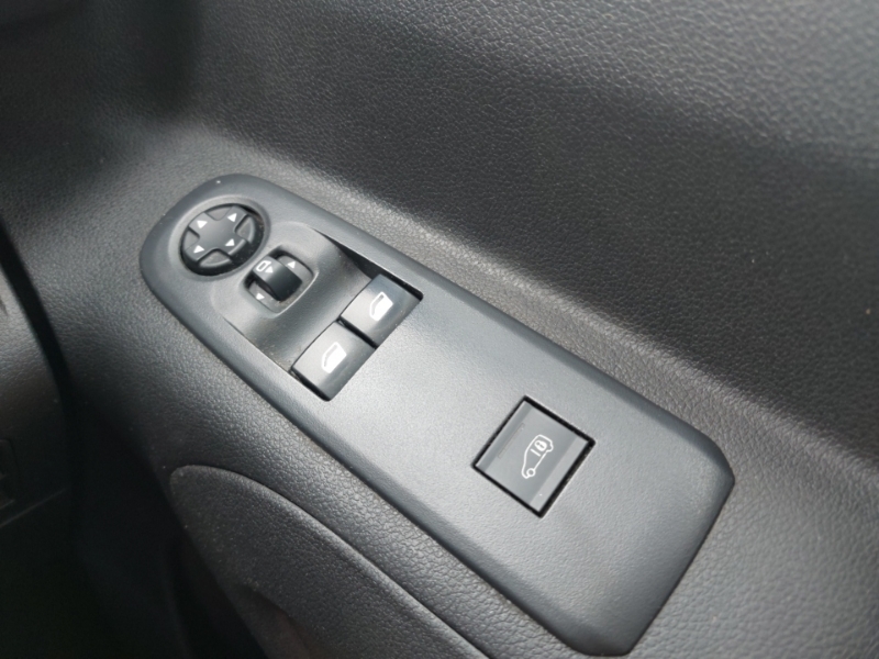 Citroen Berlingo 1.5 Bluehdi 1000Kg Driver 100Ps Grey #15