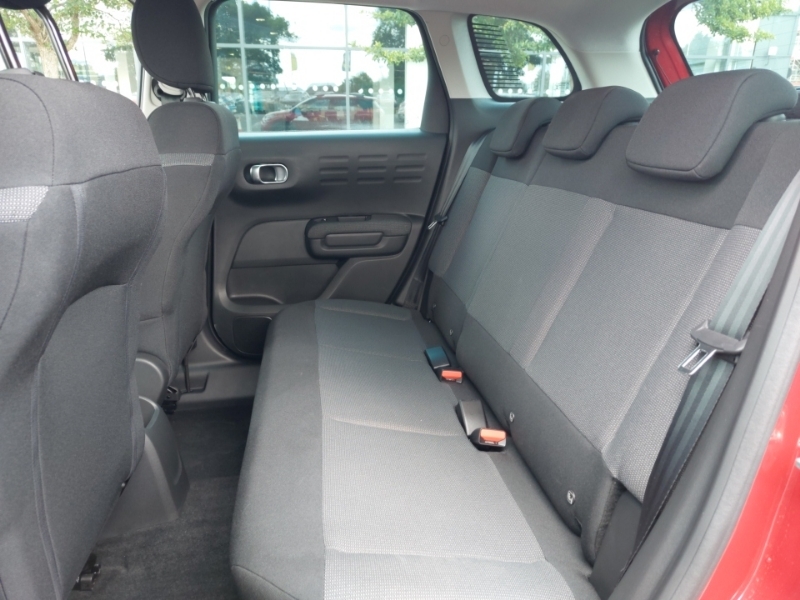 Citroen C3 Aircross 1.2 Puretech 110 Shine Red #6