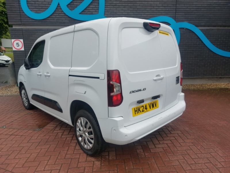Fiat Doblo 1.5 Multijet 100 H1 Van White #2