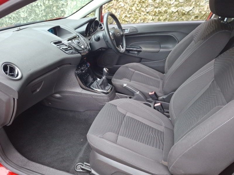 Ford Fiesta 1.0T Ecoboost Zetec Euro 5 Ss White #5