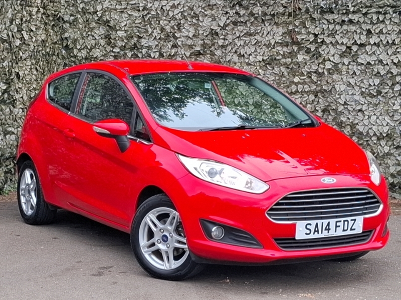 Ford Fiesta 1.0T Ecoboost Zetec Euro 5 Ss White #1
