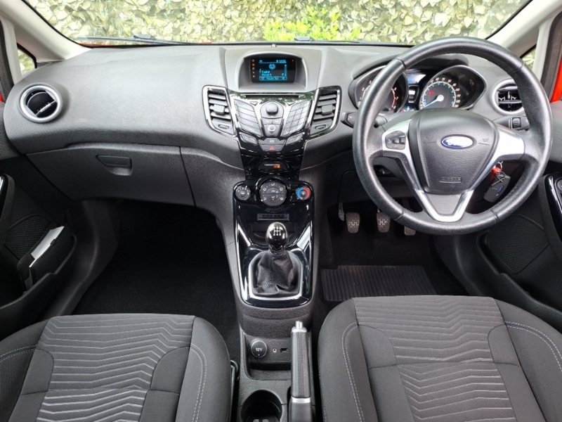 Ford Fiesta 1.0T Ecoboost Zetec Euro 5 Ss White #3