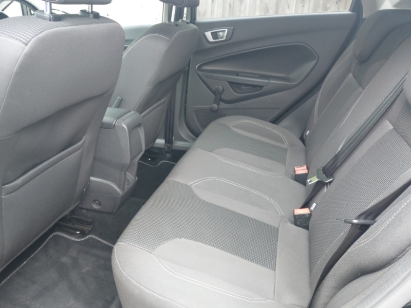 Ford Fiesta 1.0T Ecoboost Zetec Hatchback Eu White #6