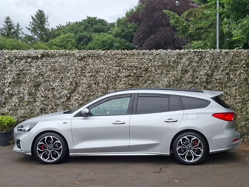 Ford Focus 1.0T Ecoboost Active Style Estate Manua Black #4