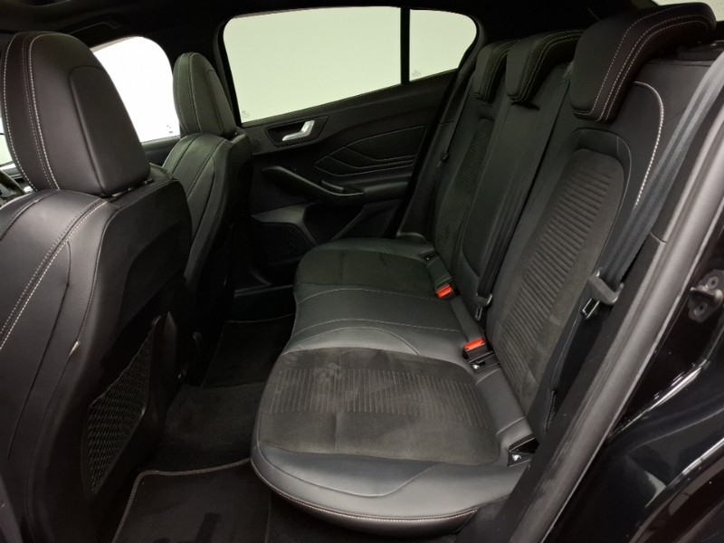 Ford Focus 1.5 Ecoblue St-line X Estate Eur Black #6