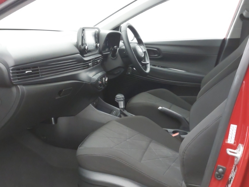 Hyundai Bayon 1.0 Tgdi 48V Mhev Se Connect Dct Red #5