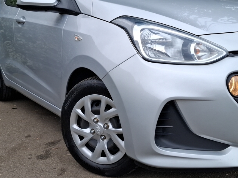 Hyundai I10 1.2 Premium Red #20