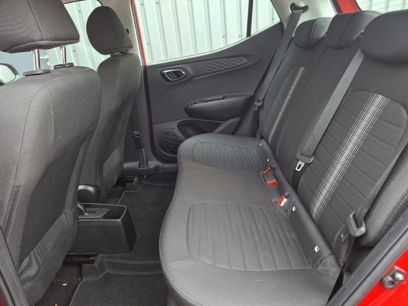 Hyundai I10 1.2 Mpi Se Connect Red #6